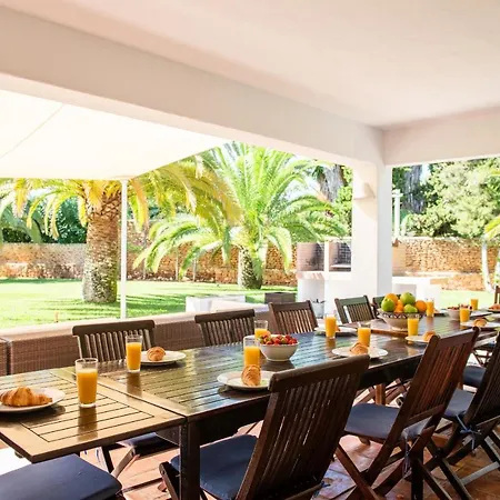 8br, Sea Views, Walk To The Beach, Pool Santa Eularia des Riu