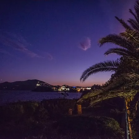 8br, Sea Views, Walk To The Beach, Pool Willa