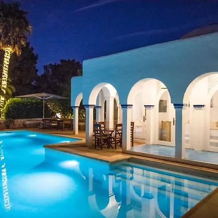8br, Sea Views, Walk To The Beach, Pool Willa Santa Eularia des Riu