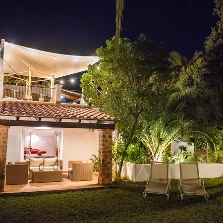 8br, Sea Views, Walk To The Beach, Pool Villa Santa Eularia des Riu
