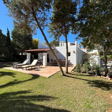 8br, Sea Views, Walk To The Beach, Pool Villa *