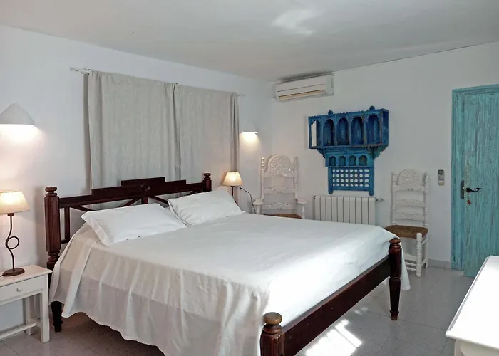 8br, Sea Views, Walk To The Beach, Pool Santa Eulária des Riu