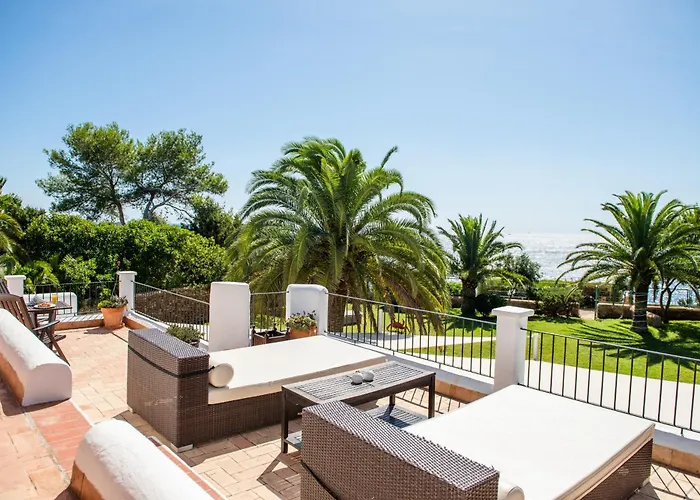 8br, Sea Views, Walk To The Beach, Pool Santa Eularia des Riu