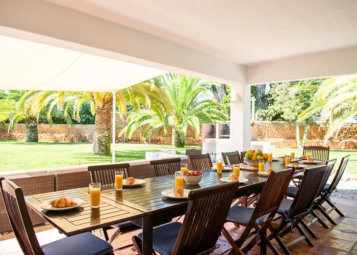 8br, Sea Views, Walk To The Beach, Pool