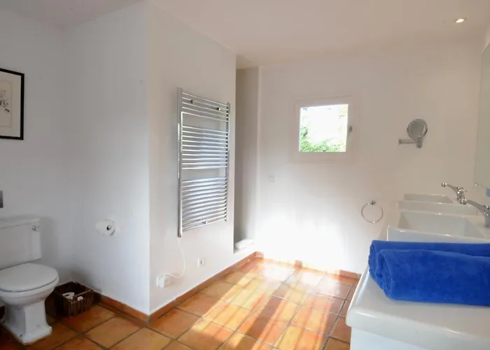 别墅 8br, Sea Views, Walk To The Beach, Pool *