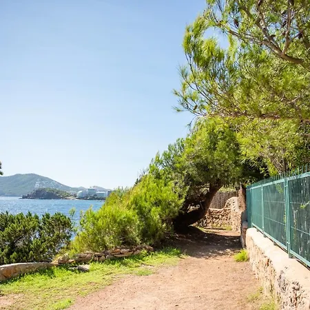 Villa 8Br, Sea Views, Walk To The Beach, Pool