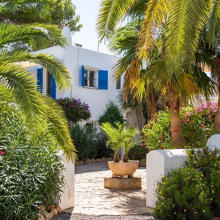 Villa Villa 8Br, Sea Views, Walk To The Beach, Pool *