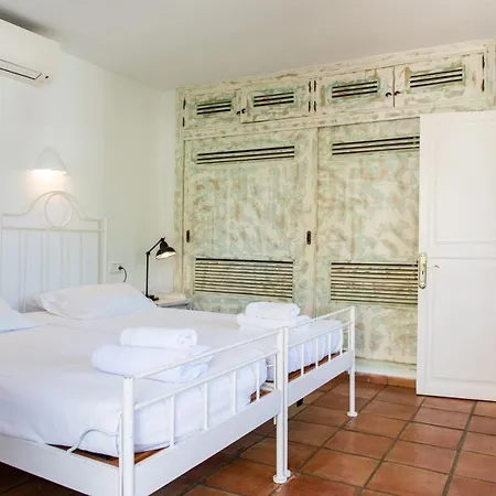Villa 8Br, Sea Views, Walk To The Beach, Pool *