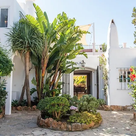 Villa 8Br, Sea Views, Walk To The Beach, Pool Villa Santa Eularia des Riu