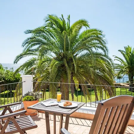 Villa 8Br, Sea Views, Walk To The Beach, Pool Villa